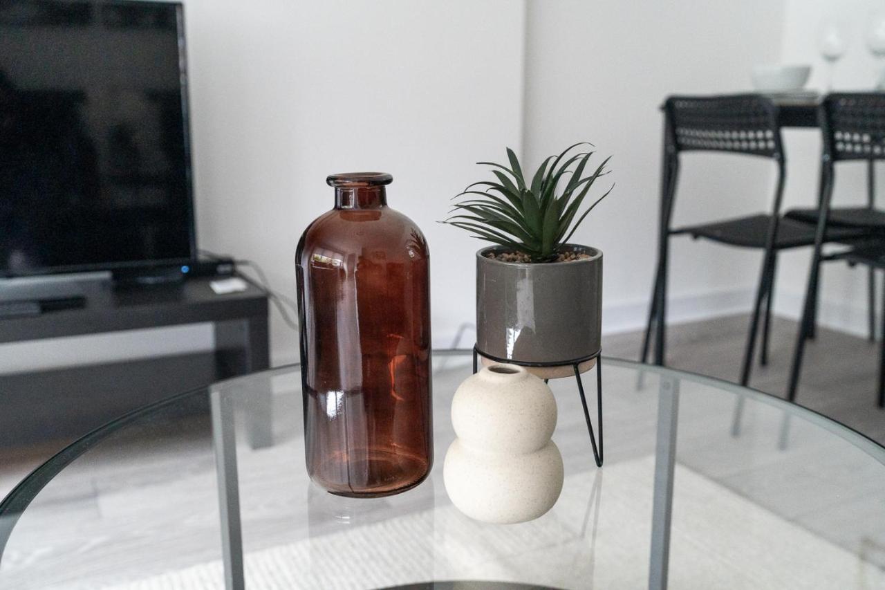 2 Bdr House By Caledonia Luxe Stays Short Lets & Serviced Accommodation Glasgow, Glasgow